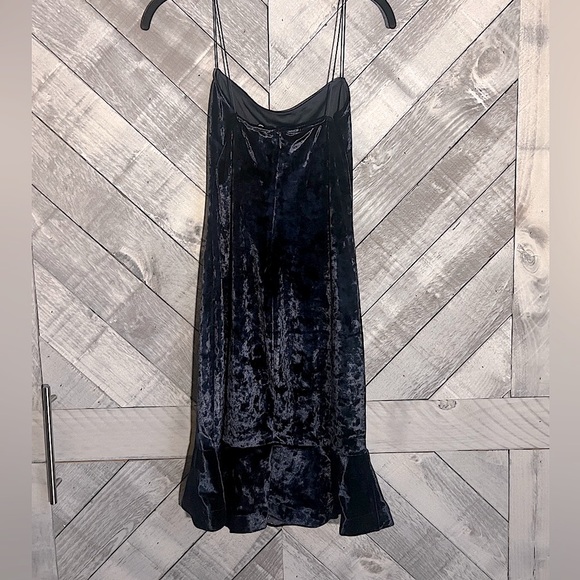 LIKELY NWT Blue Crushed Velvet Dress with spaghetti straps Size 6 - Picture 12 of 14